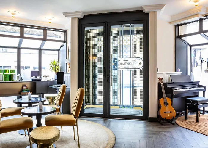 Ibis Styles 15 LecourbeHotel Pas Cher Paris